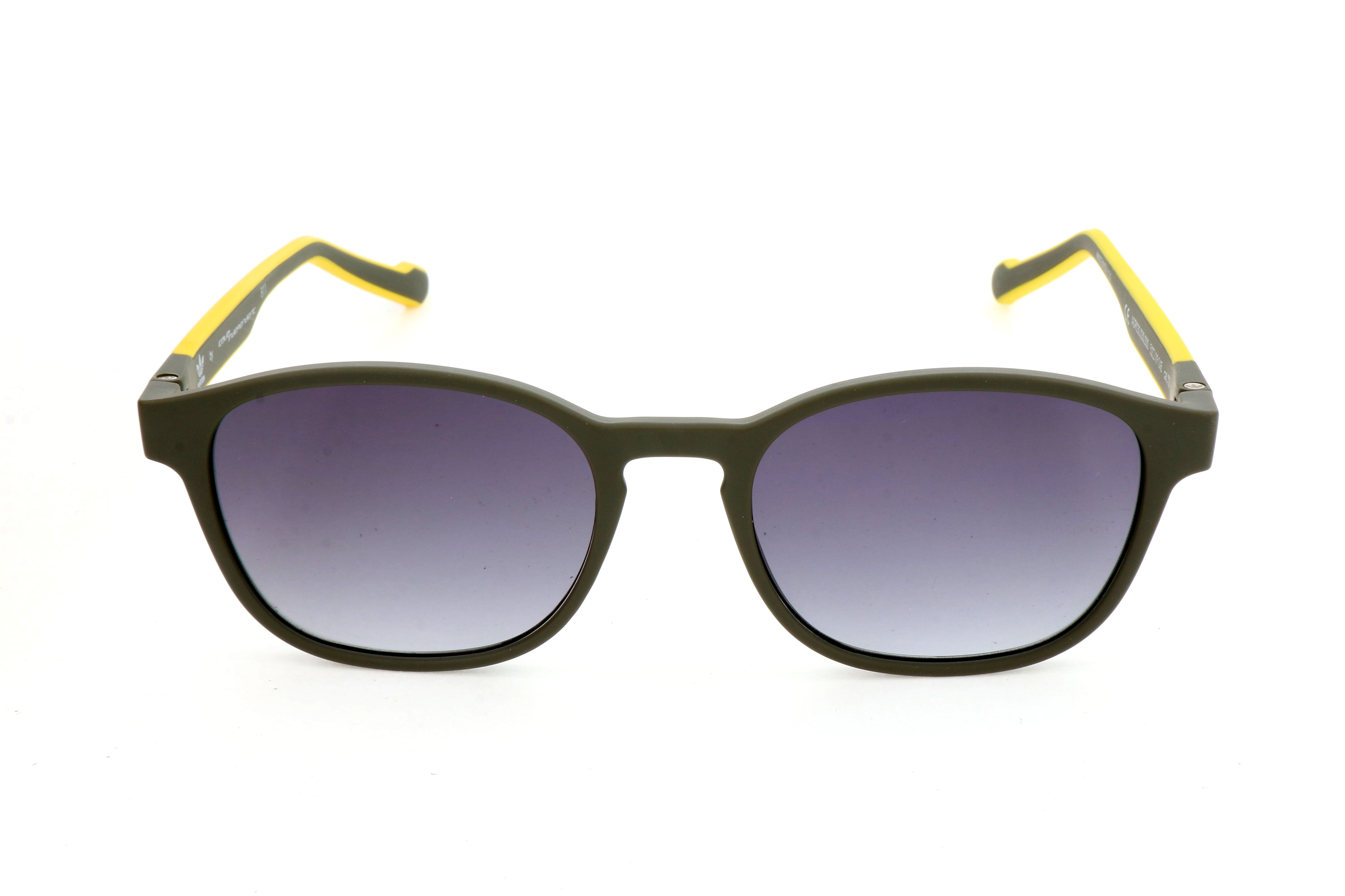 MAN SUNGLASSES ADIDAS  AOR030-030000 (Lens/Bridge/Temple) 52/19/145 mm)